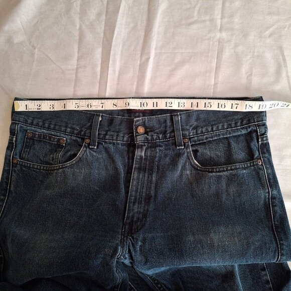 Mens Denim Blue Jeans Adam Levine The Dean 38 Waist 32 Length Lightly Distressed - Picture 11 of 12